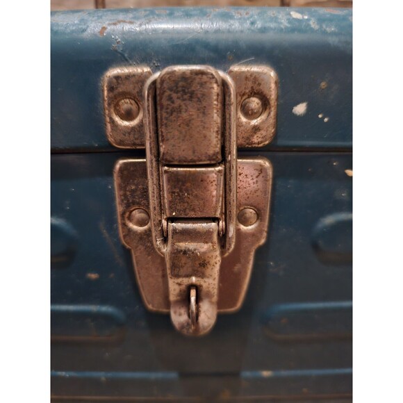 Antique/Vintage Union Steel Chest Corporarion Toolbox/Fishingbox Made In USA - Picture 5 of 11